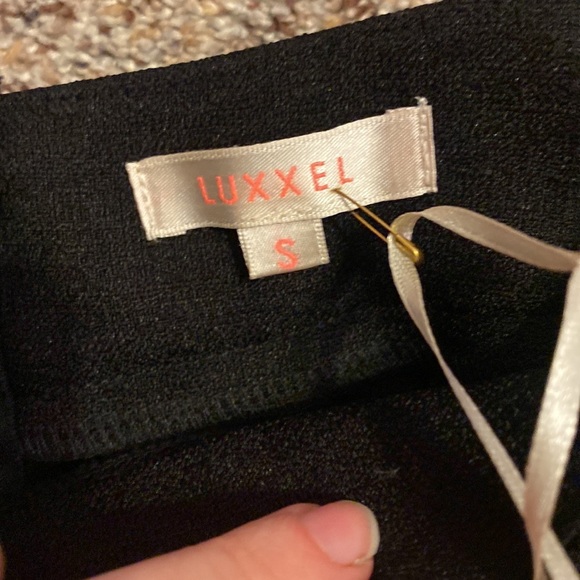 NWT Luxxel Flared Skater Skirt - Picture 9 of 16